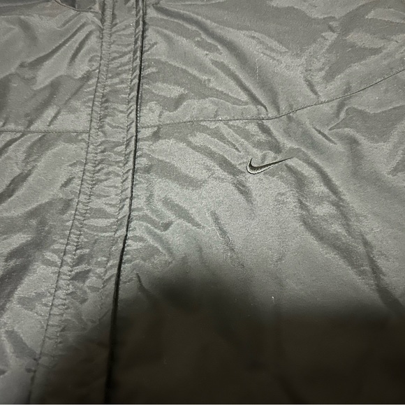 Nike vintage windbreaker - Picture 3 of 5